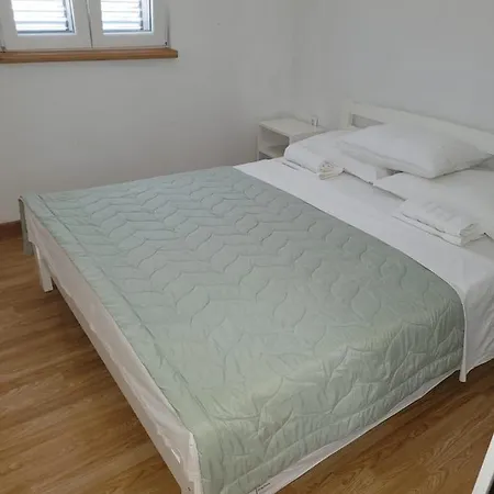 Apartament Mala