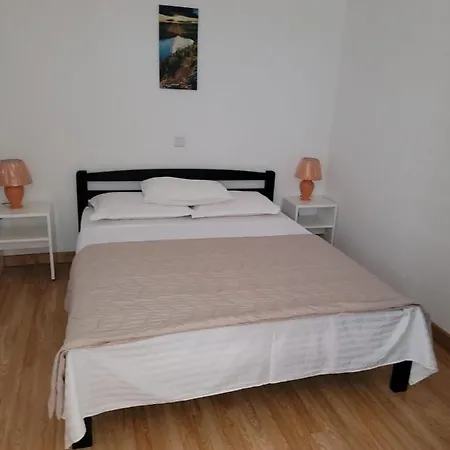 Mala Apartman Seline