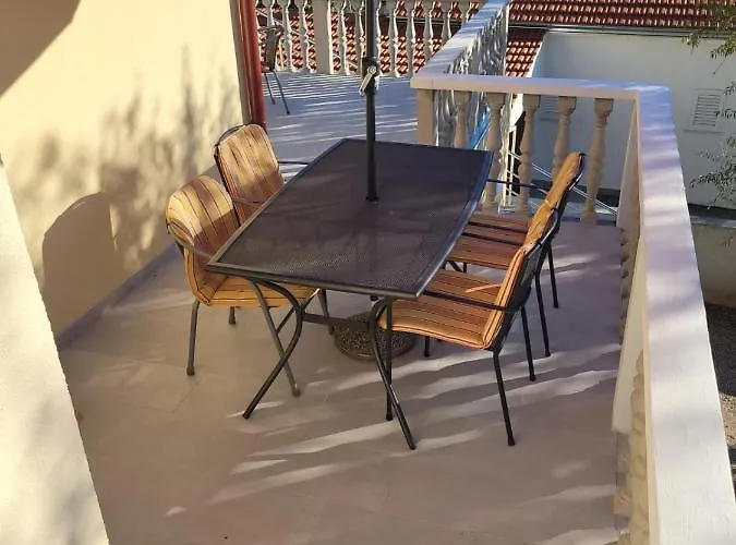 Mala شقة